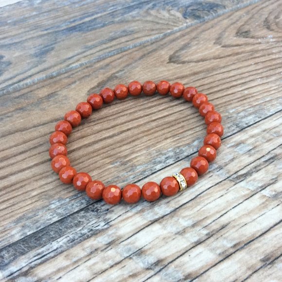 Red Jasper bracelet - dainty bracelet 6mm, root chakra, crystal healing - Picture 2 of 10